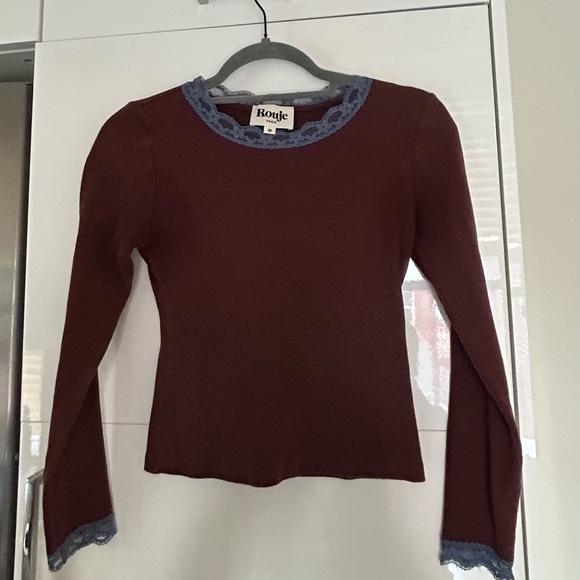 Rouje Long Sleeve Top with Lace Trim - Picture 2 of 5